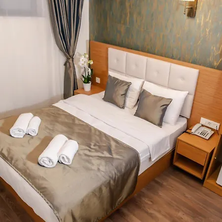 The Camelot 3* Istanbul